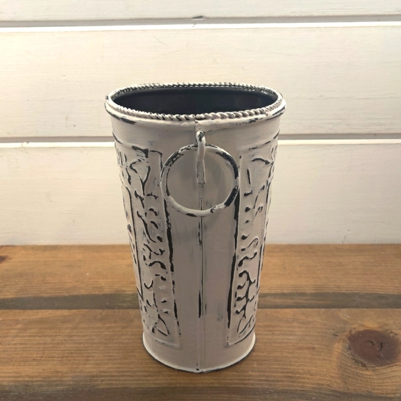 Upcycled Hand Painted Metal Distressed Daisy Vase - Picture 3 of 7